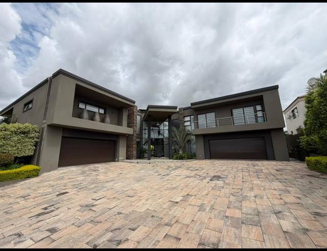 5 BEDROOM HOUSE FOR SALE IN BLUE VALLEY GOLF ESTATE
